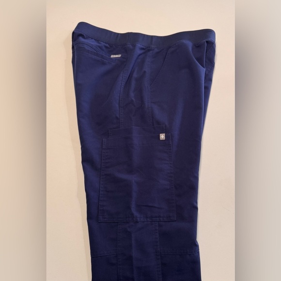 Figs Scrub Pant Men Size Large/Short Blue Axim Cargo Technical Collection T2001S - Picture 3 of 11